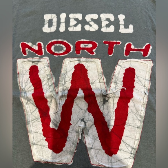 Boys Designer DIESEL T-Shirt Top Khaki Red Cream Textured Size M 8-10 100%Cotton - Picture 2 of 4